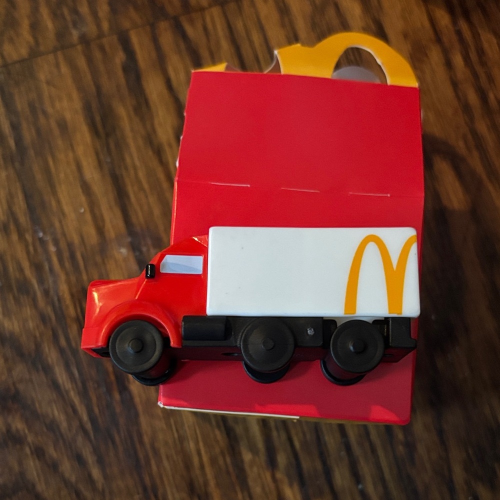 McDonald's lil toy #16 Truck